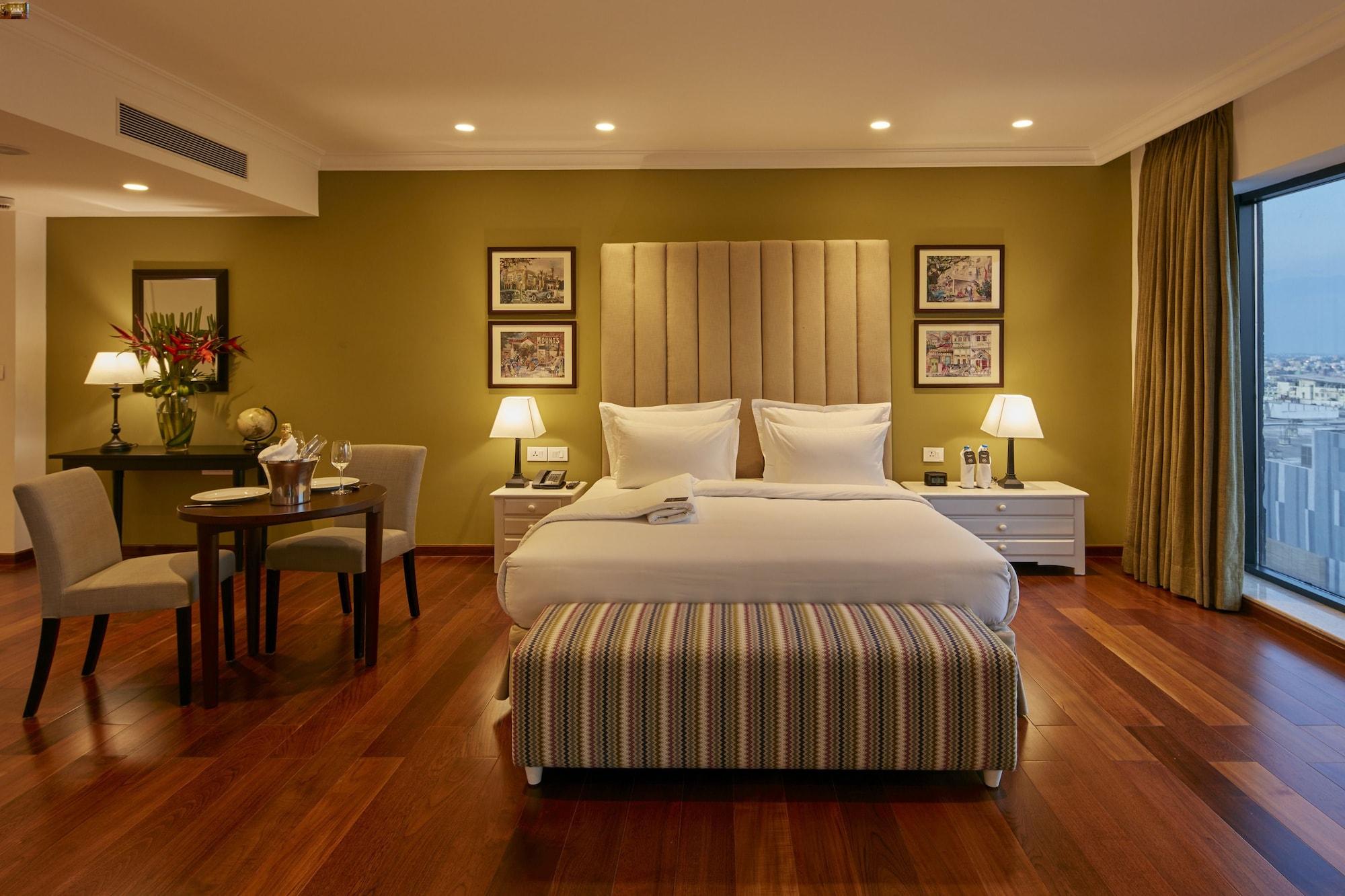 The Waverly Hotel & Residences Bangalore Ngoại thất bức ảnh