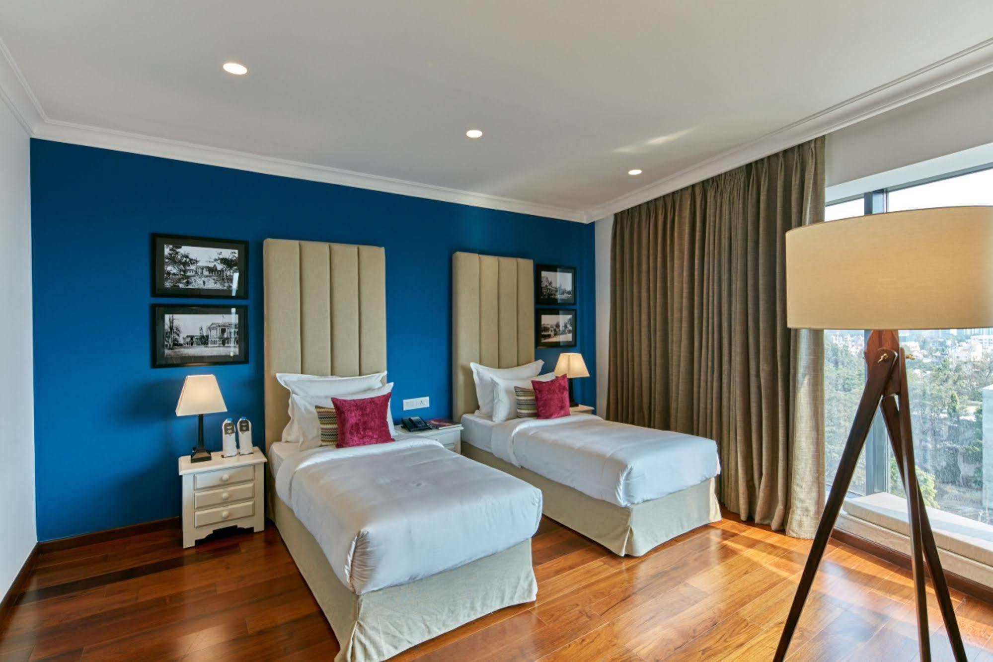 The Waverly Hotel & Residences Bangalore Ngoại thất bức ảnh