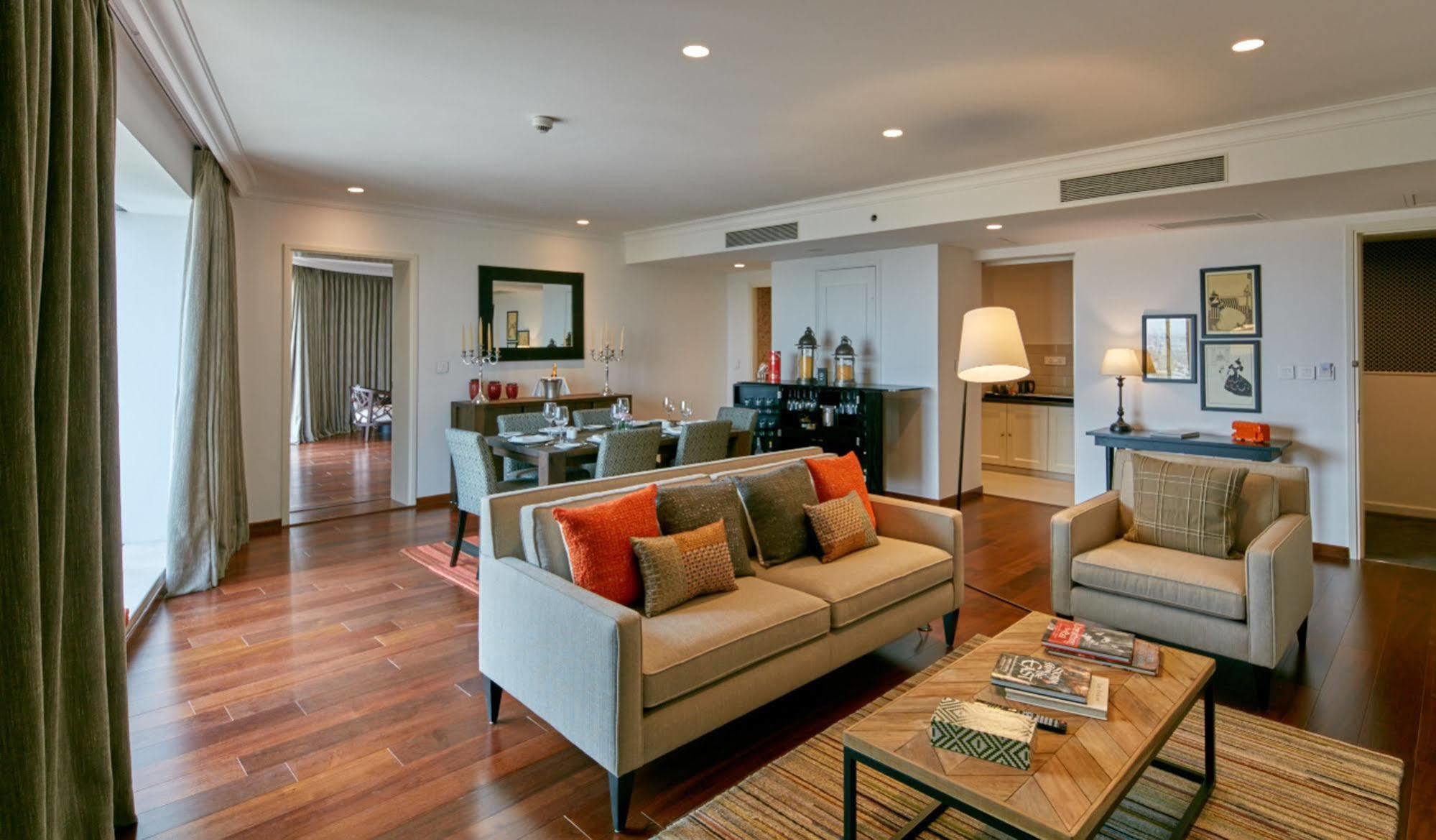 The Waverly Hotel & Residences Bangalore Ngoại thất bức ảnh