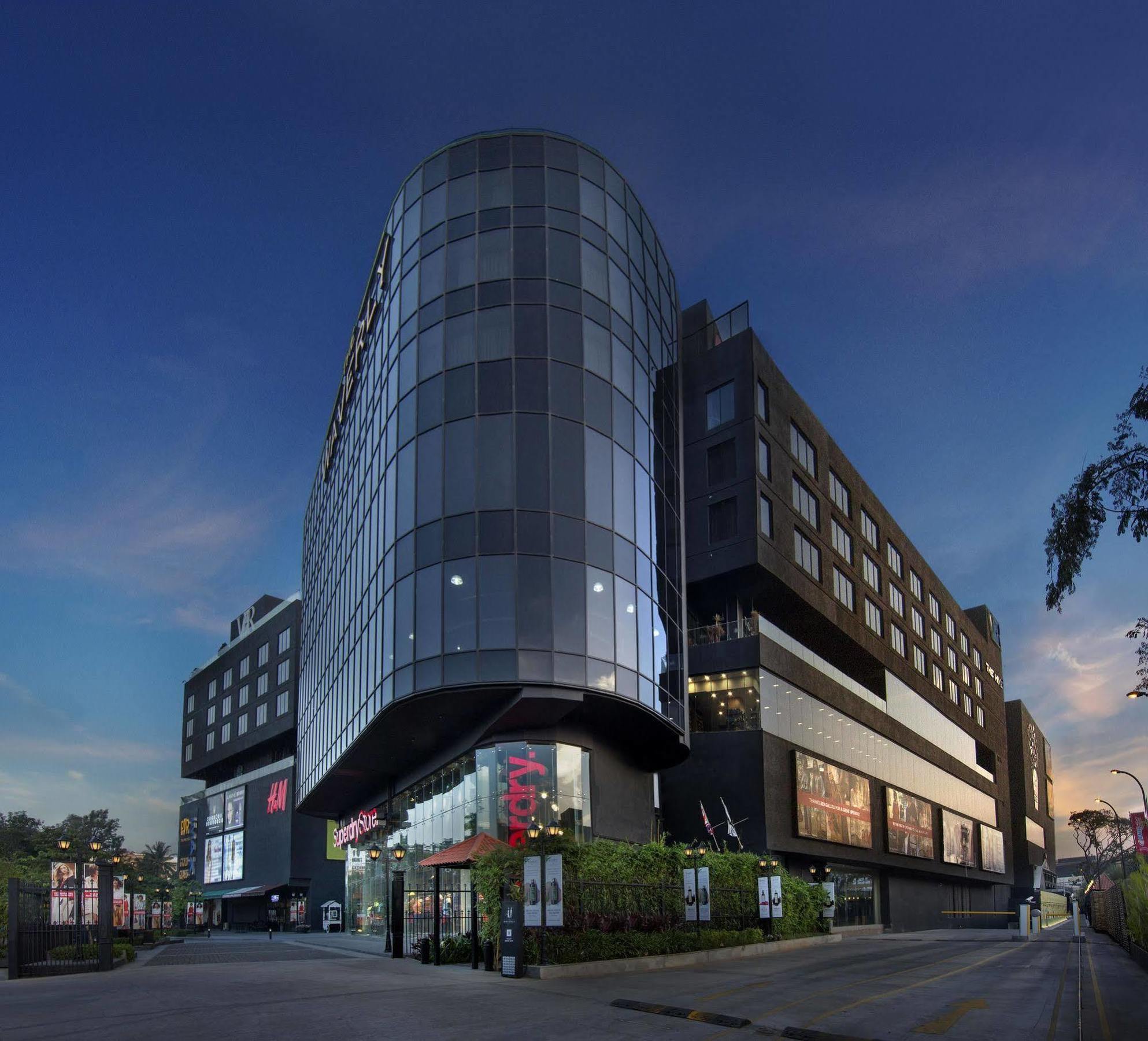 The Waverly Hotel & Residences Bangalore Ngoại thất bức ảnh